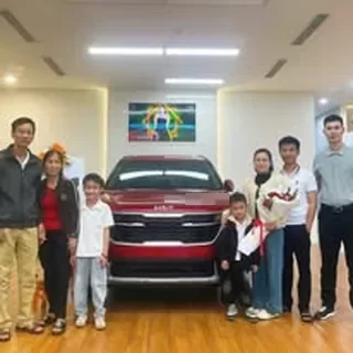 Hoạt động tư vấn và giao xe Mazda tại Yên Bái 2